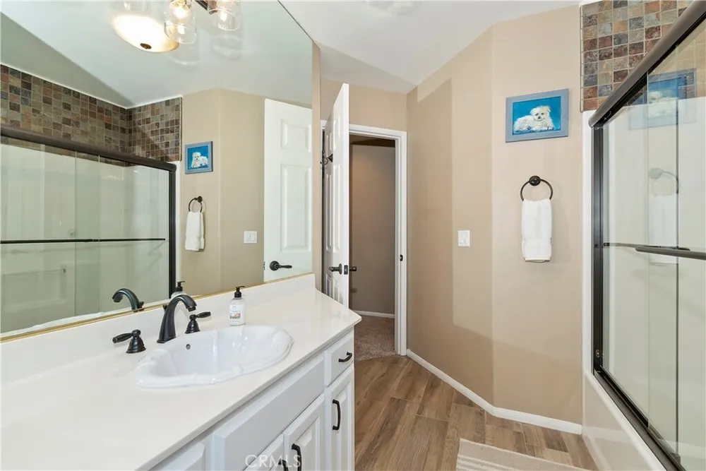 355 Cedar Ridge Dr, Lake Arrowhead, CA 92352