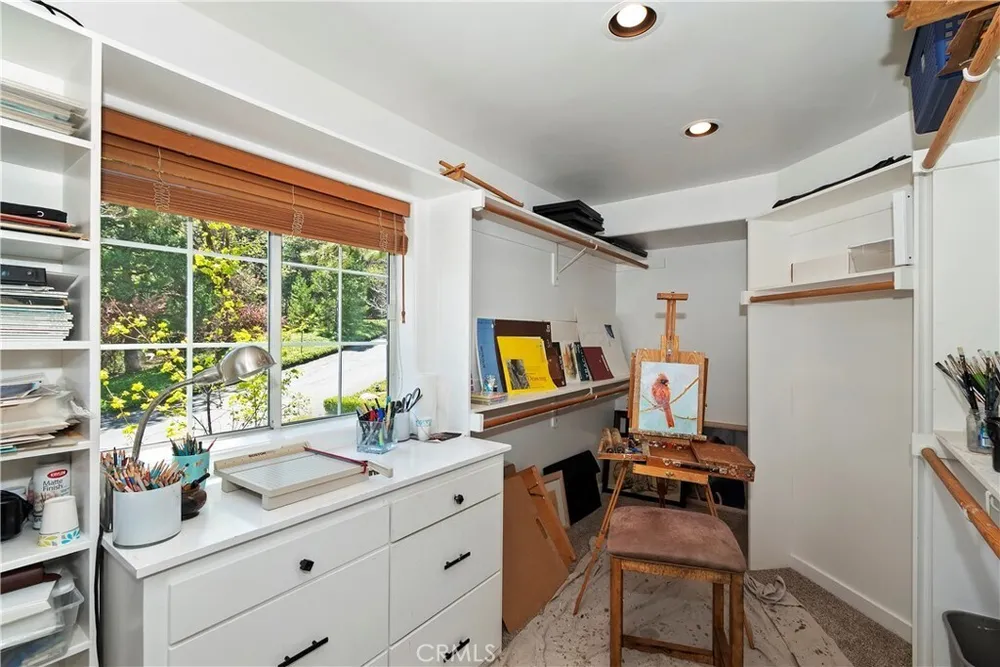 355 Cedar Ridge Dr, Lake Arrowhead, CA 92352