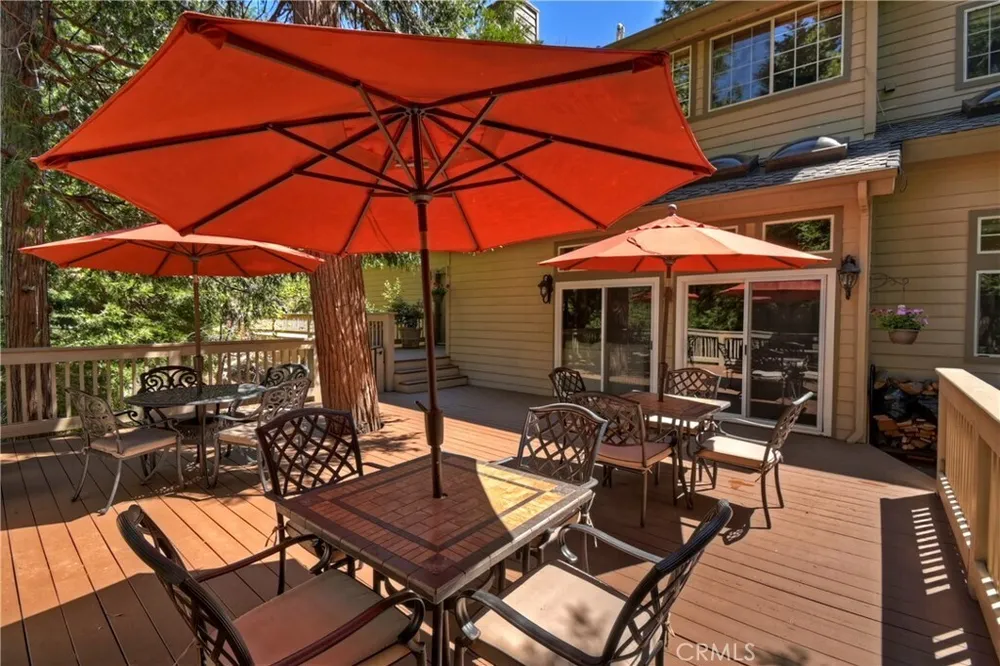 355 Cedar Ridge Dr, Lake Arrowhead, CA 92352