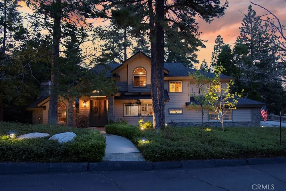 355 Cedar Ridge Dr, Lake Arrowhead, CA 92352