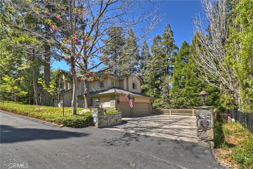 355 Cedar Ridge Dr, Lake Arrowhead, CA 92352