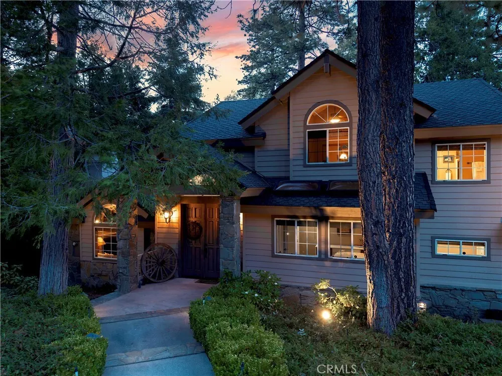 355 Cedar Ridge Dr, Lake Arrowhead, CA 92352