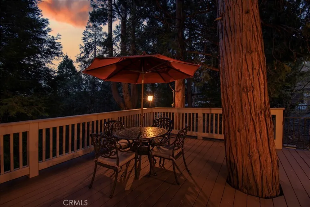 355 Cedar Ridge Dr, Lake Arrowhead, CA 92352