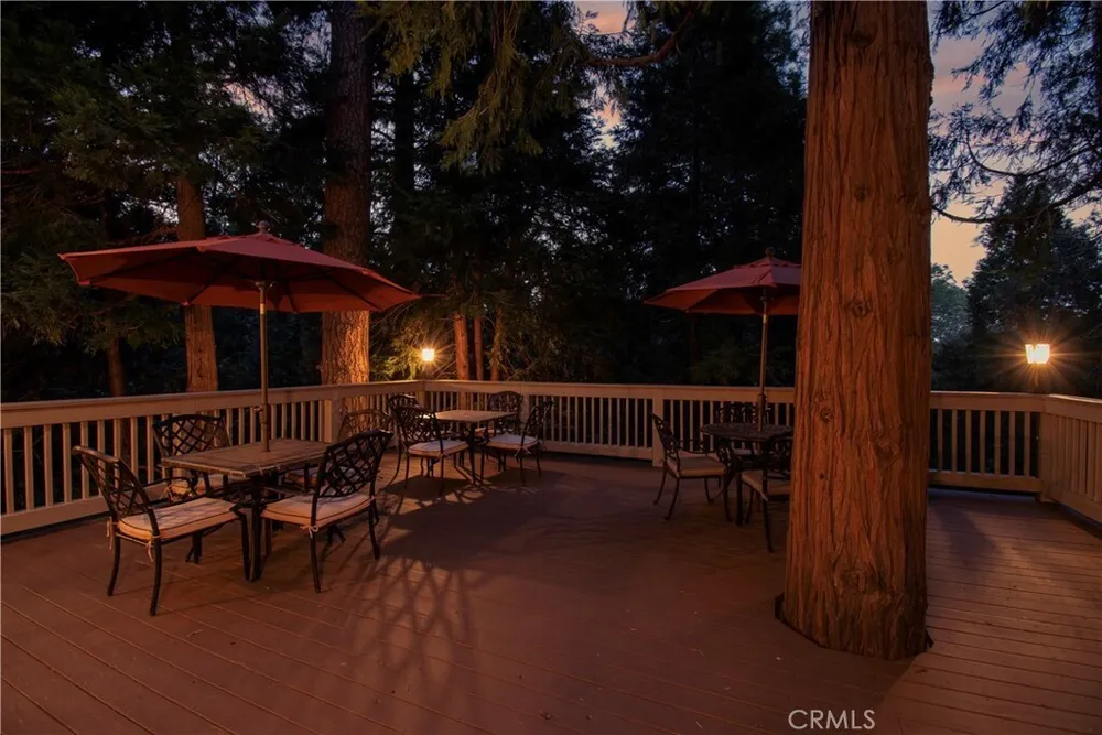 355 Cedar Ridge Dr, Lake Arrowhead, CA 92352