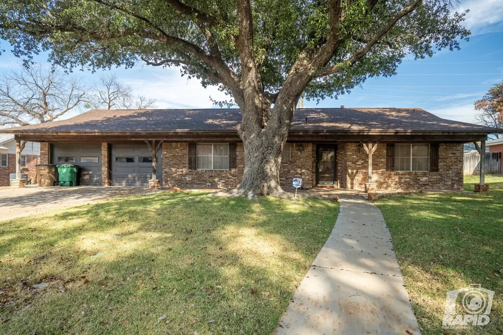 2936 Cumberland Dr, San Angelo, TX 76904-6163
