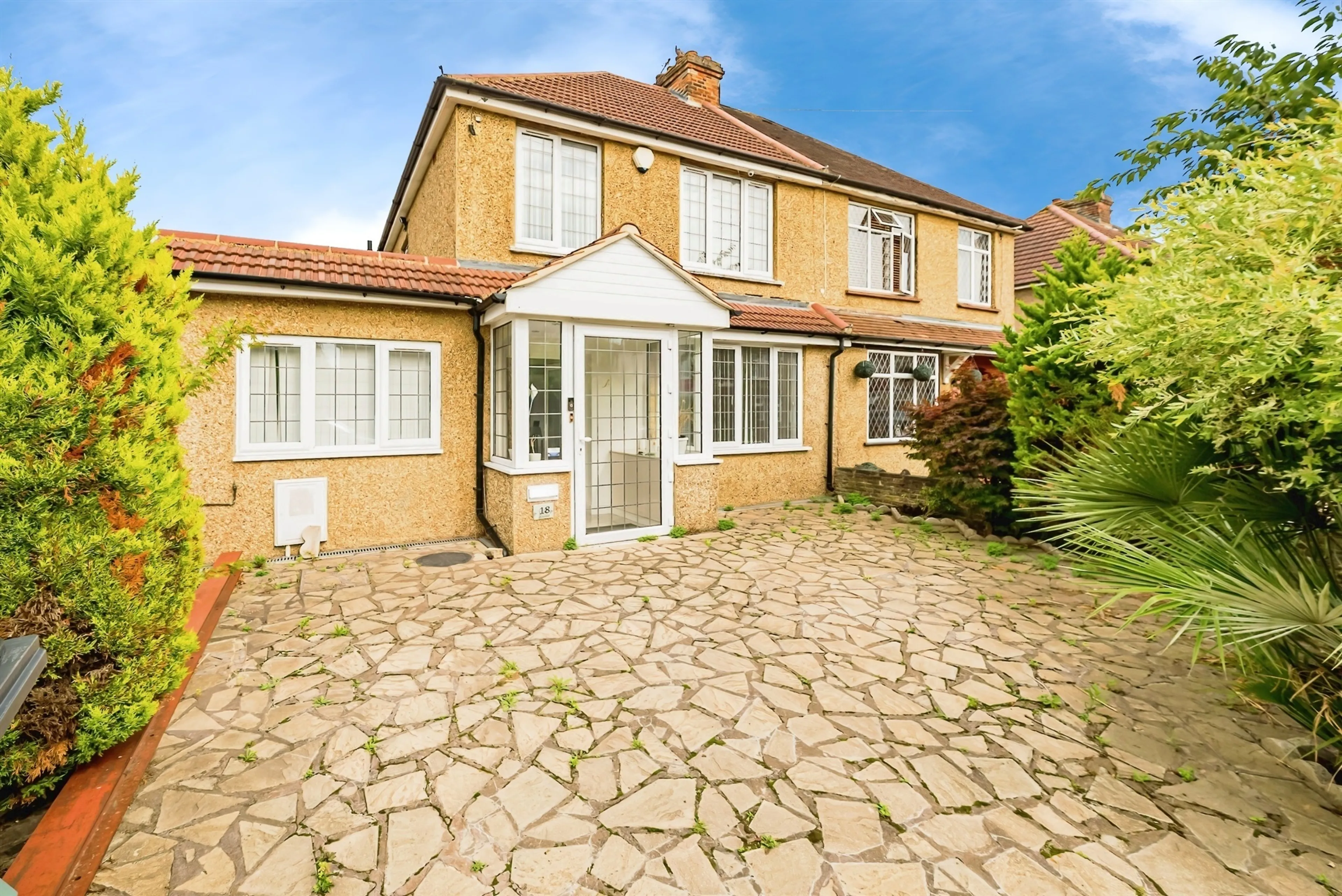 Property at Alvista Avenue, Taplow, Maidenhead
