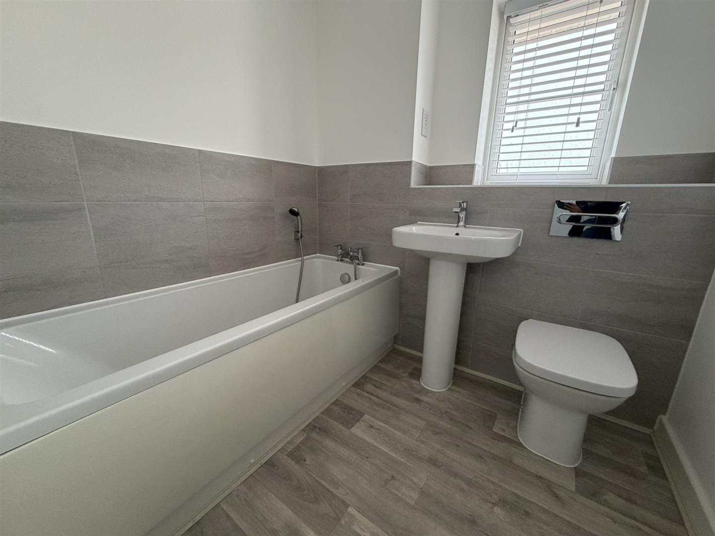 Walsingham Drive, Daventry Image 15