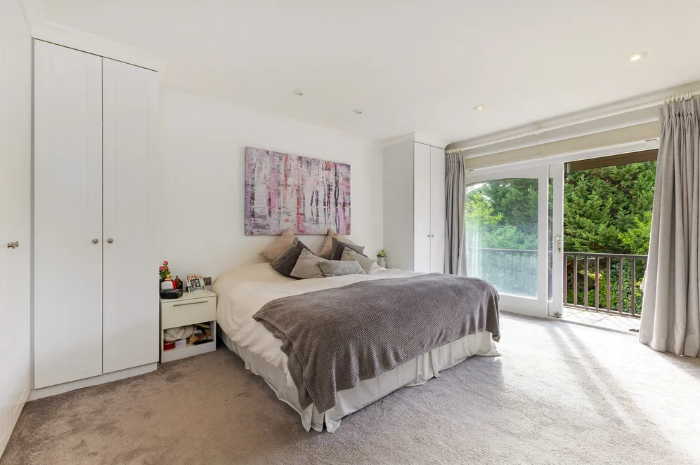 Spring Lake, Stanmore, HA7 photo 11