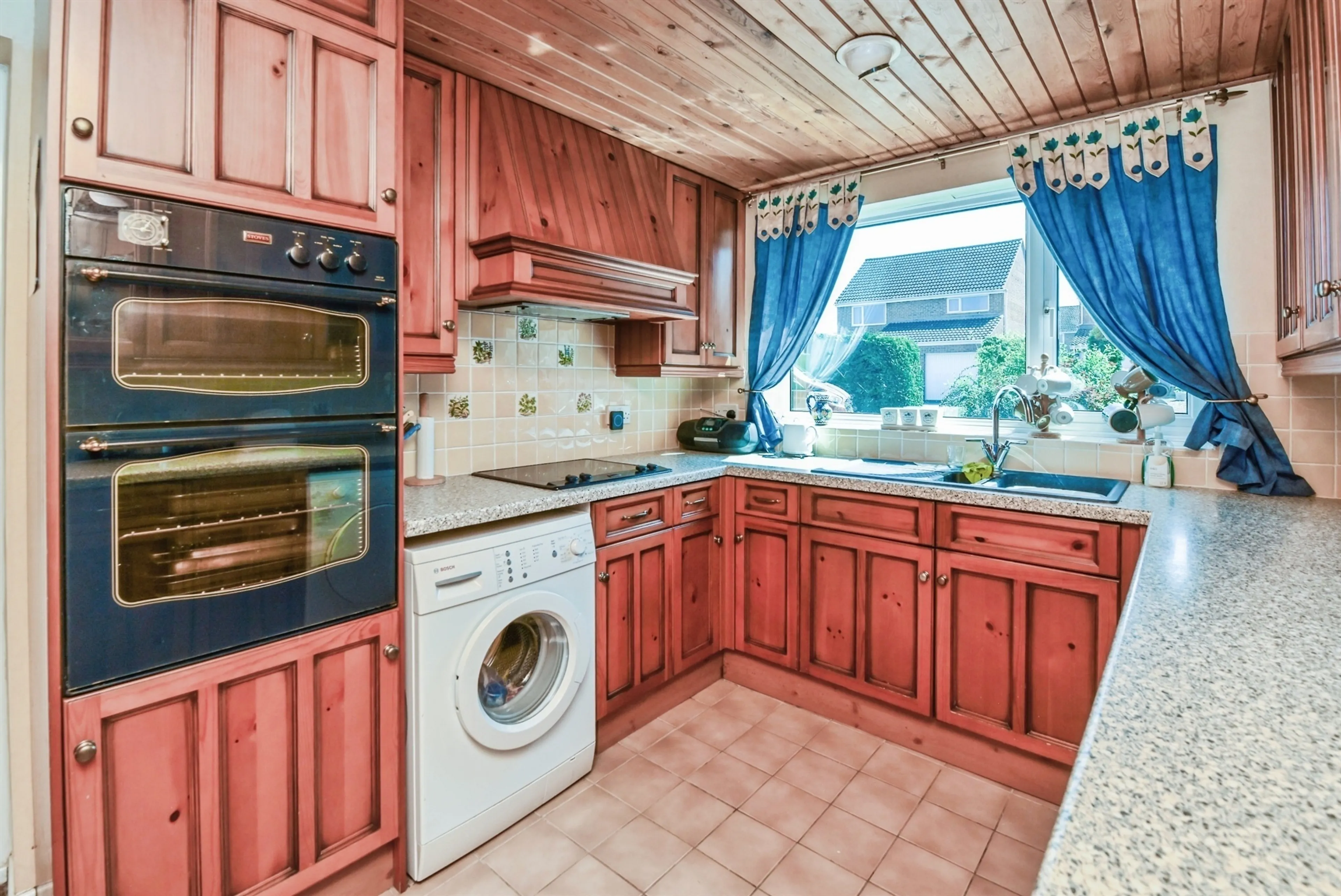 Property at Jay Close, Frome