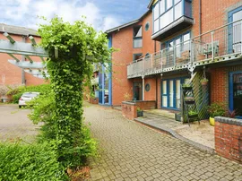 Alfredston Place, Wantage photo