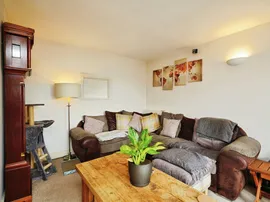 Alfredston Place, Wantage thumb 2