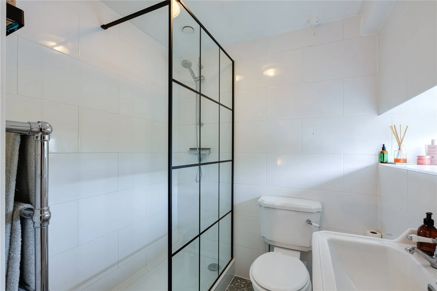 High Street, Queen Camel, BA22 photo 12