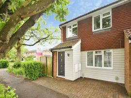 Wellington Drive, Welwyn Garden City photo