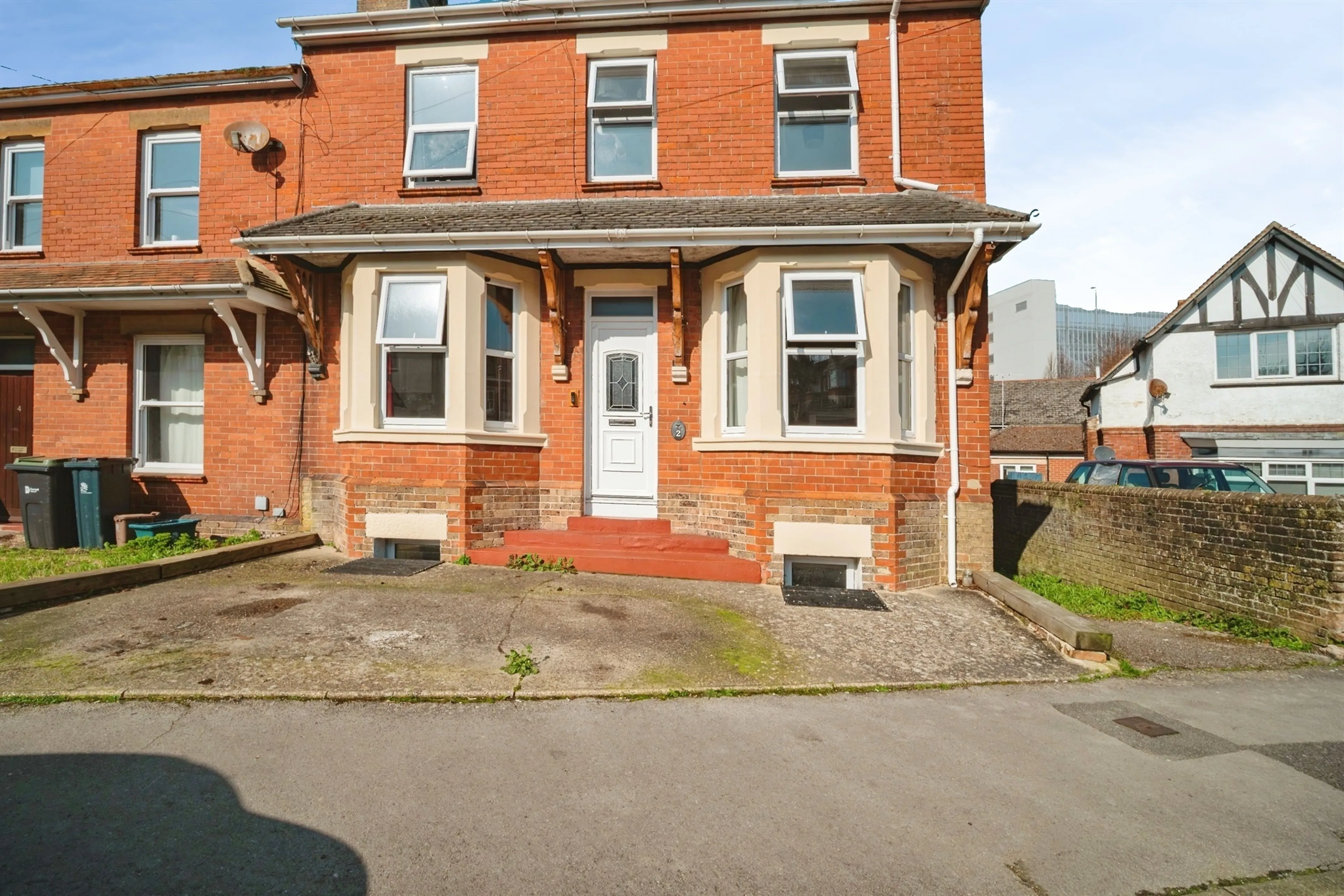 Property photo 0
