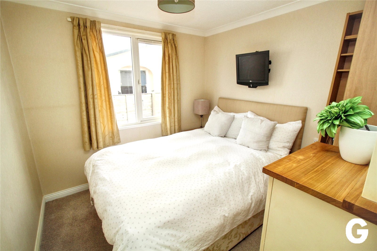 Pilgrims Park, Southampton Road, Ringwood, Hampshire, BH24 Image 6