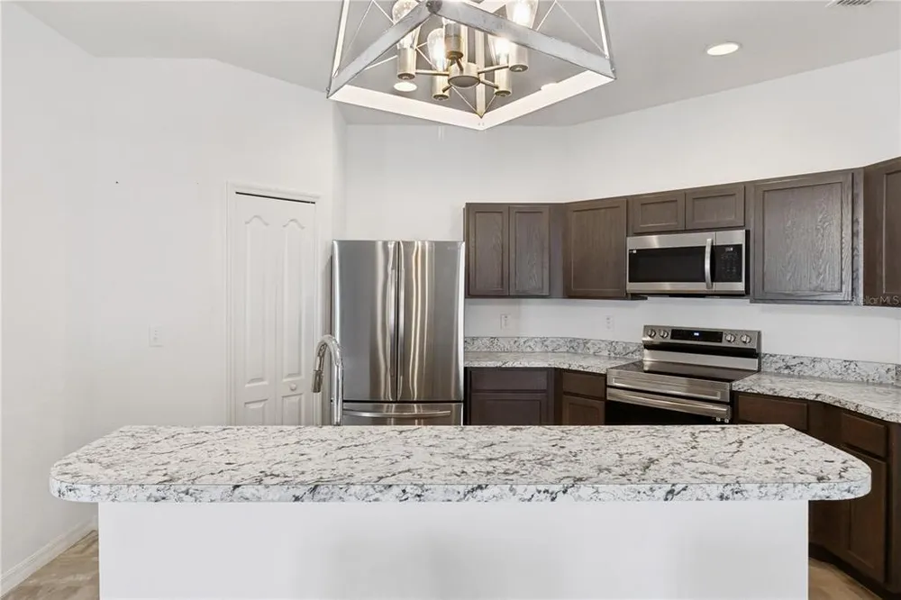 305 Arbuthnot St, Winter Haven, FL 33881