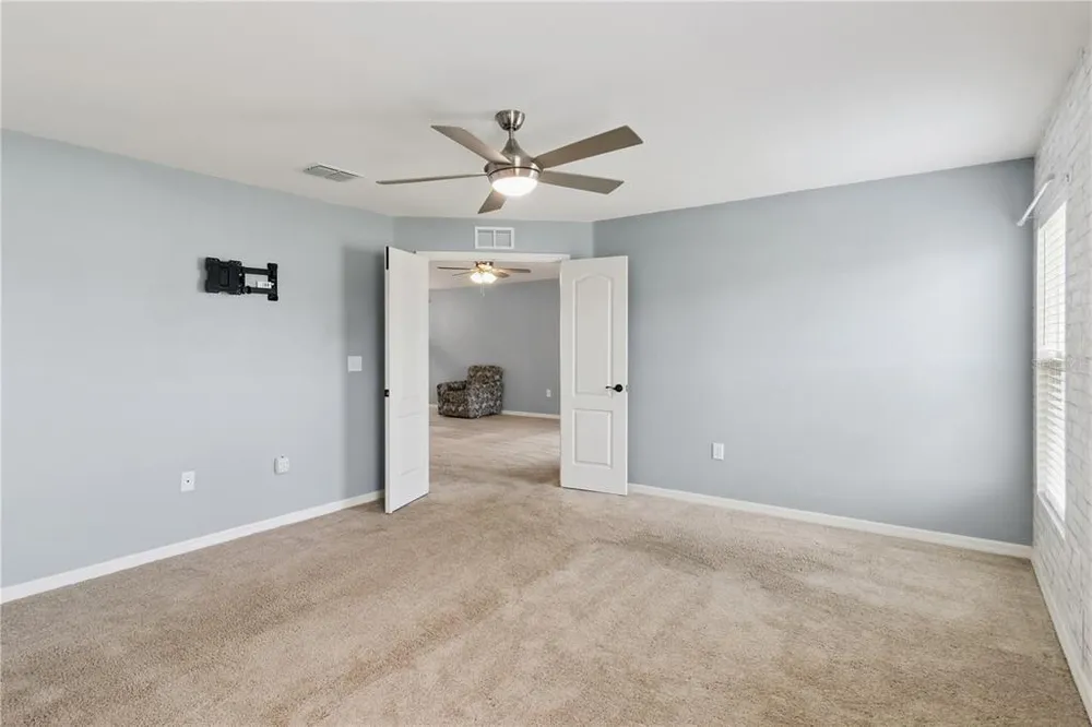 305 Arbuthnot St, Winter Haven, FL 33881