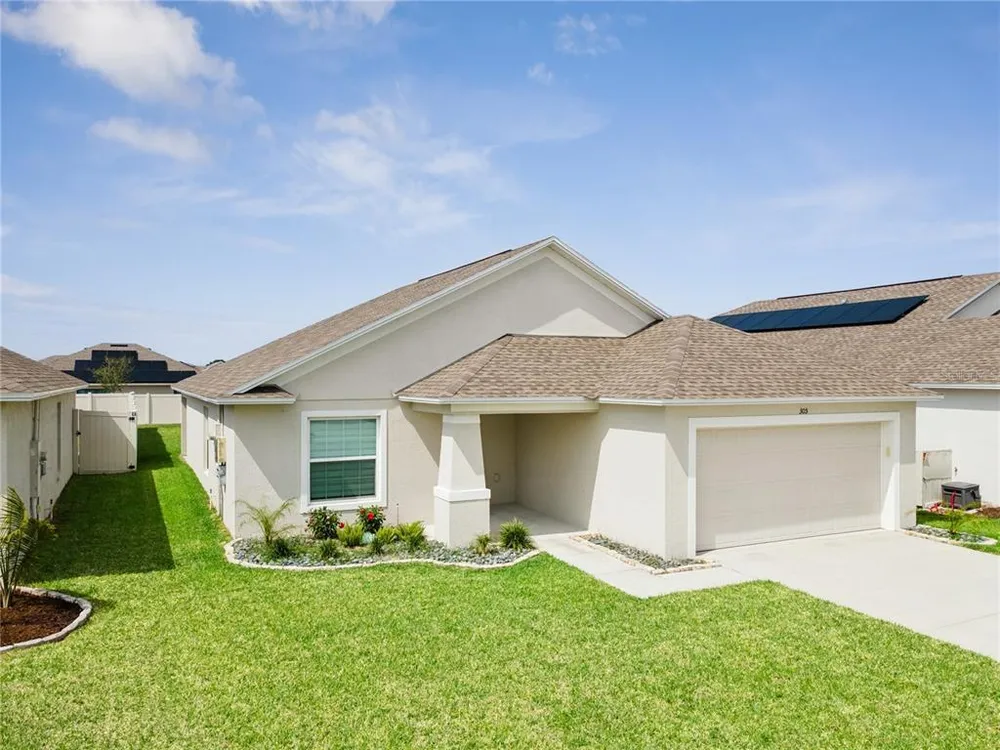 305 Arbuthnot St, Winter Haven, FL 33881