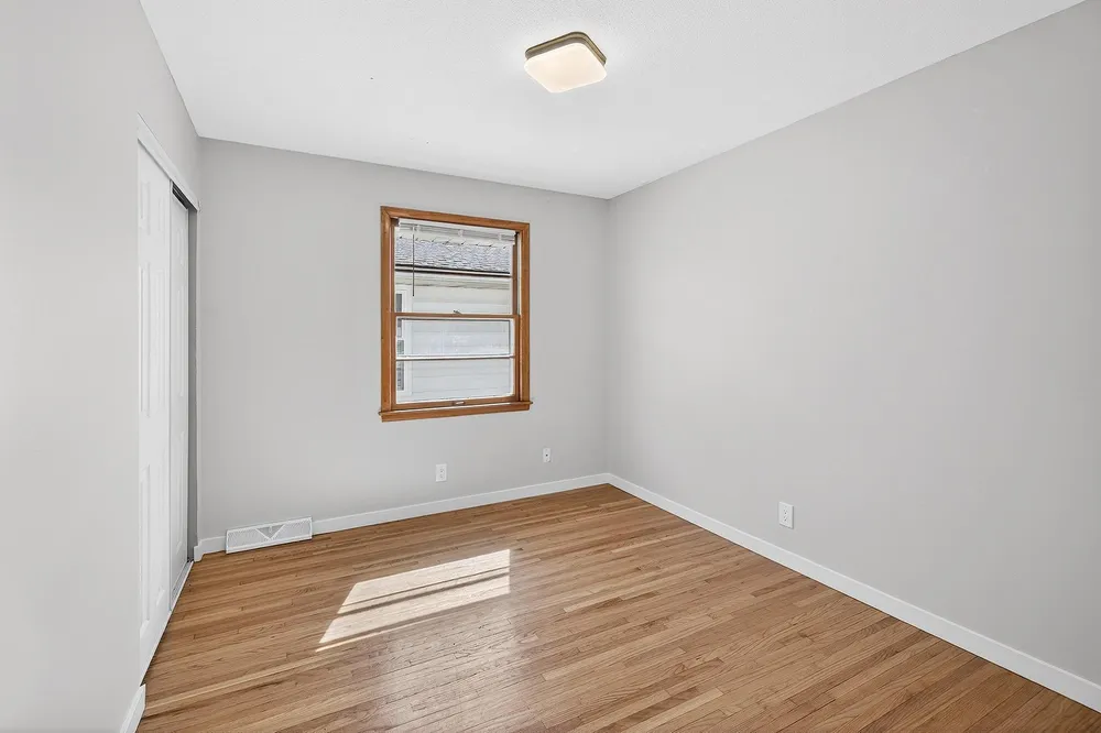 5844 Washburn Ave S, Minneapolis, MN 55410