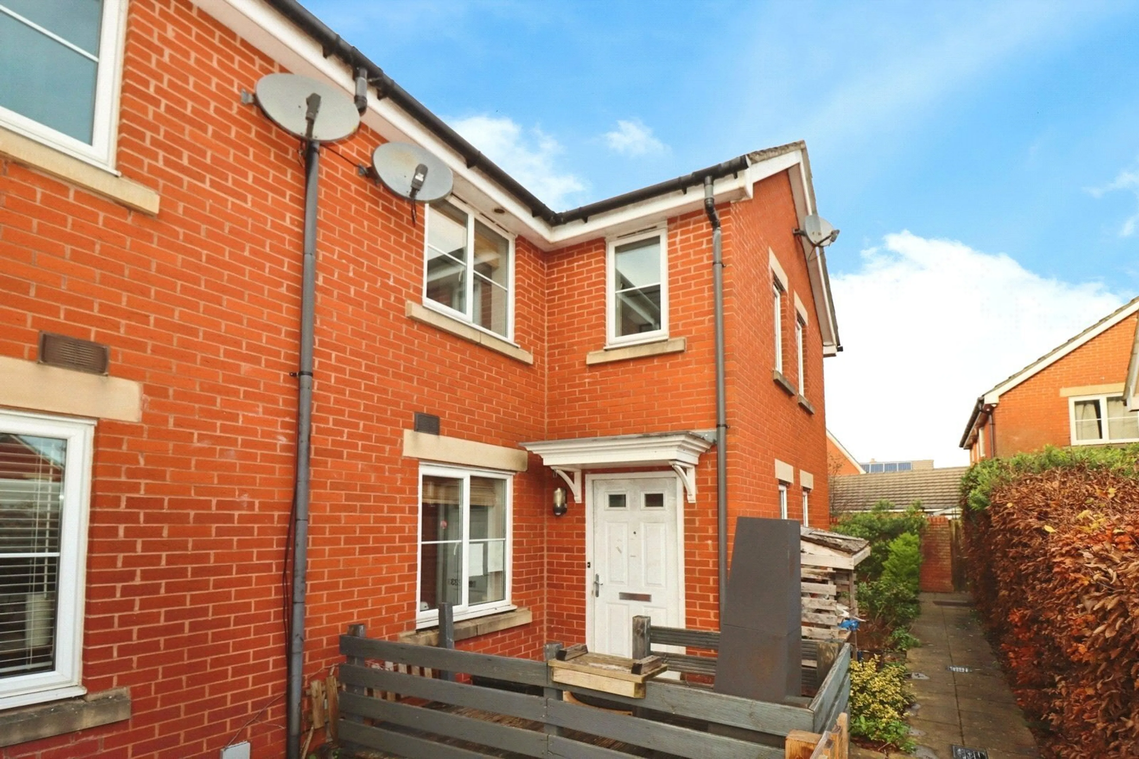 Property photo 0