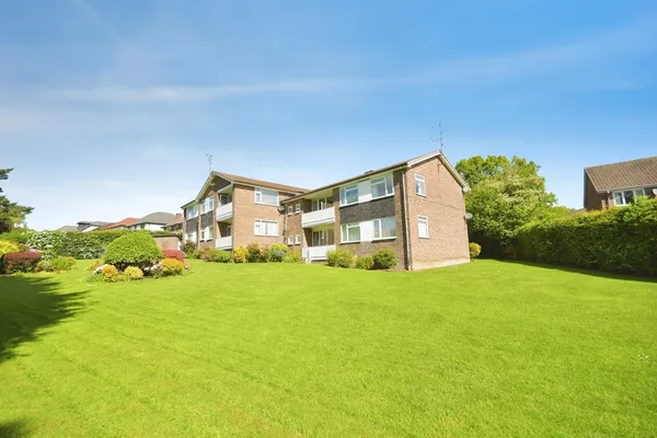 Burlington Close, Sheffield, S17