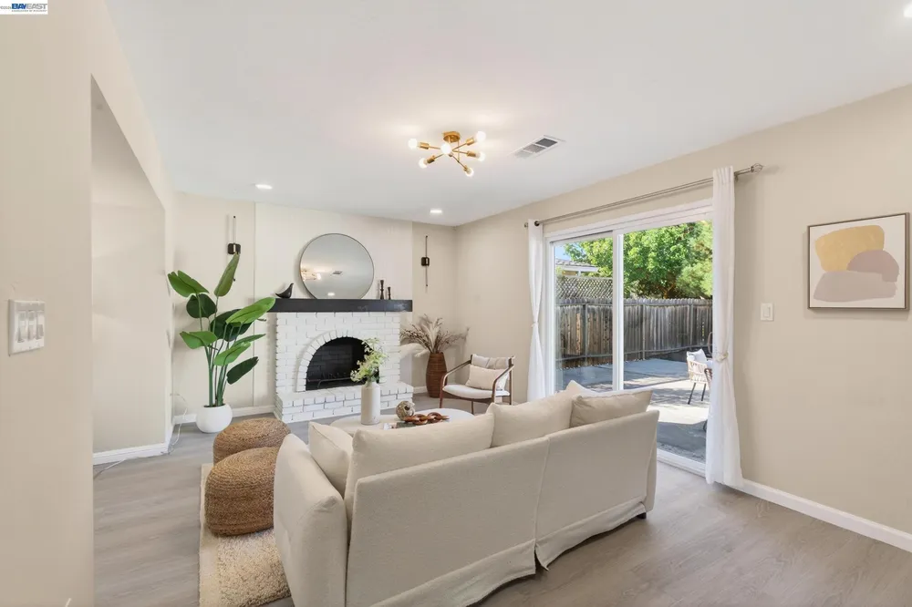 9792 Broadmoor Dr, San Ramon, CA 94583