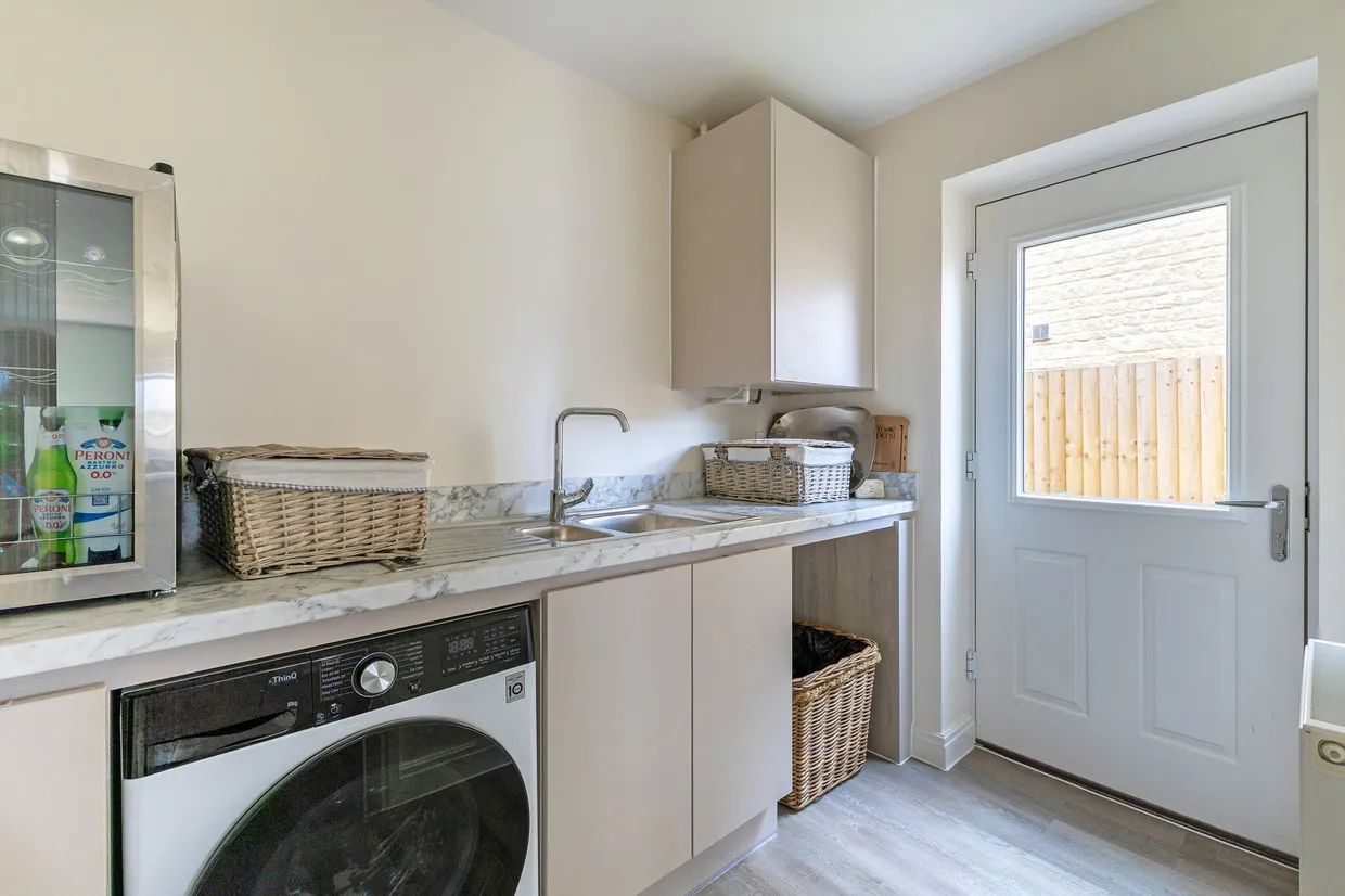 South Cerney, Cirencester, GL7 photo 7