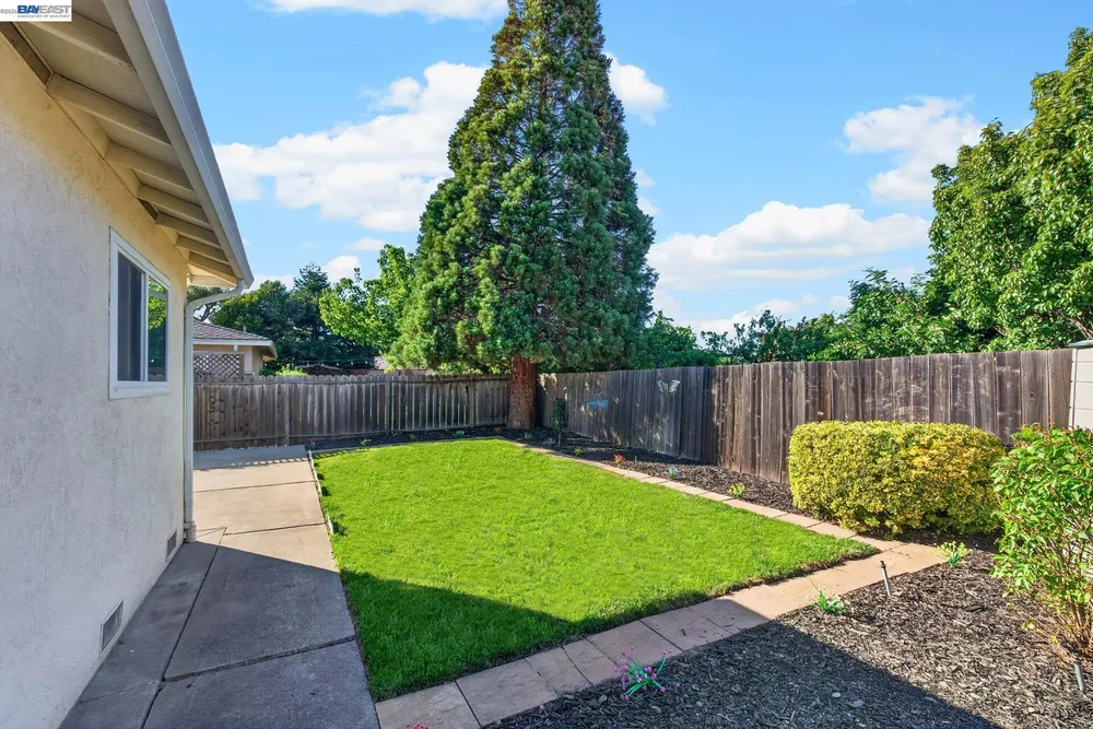 9792 Broadmoor Dr, San Ramon, CA 94583