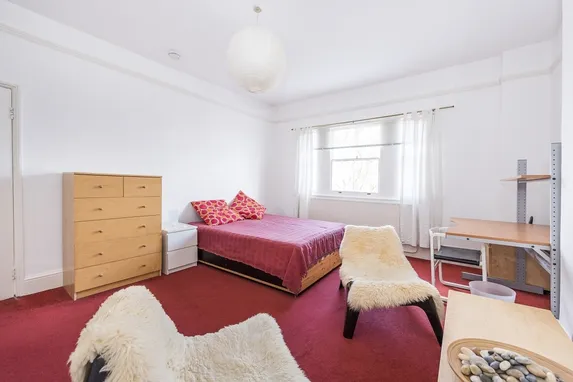 Uxbridge Road Kingston upon Thames KT1