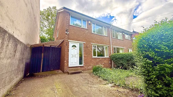 Derbyshire Lane, Woodseats, S8