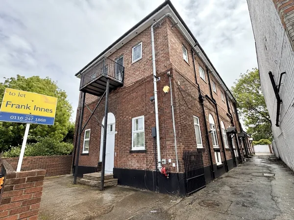 Narborough Road, LE3 2FR