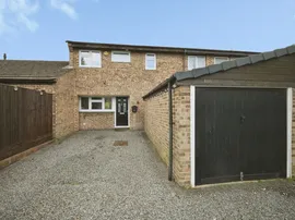 Cavell Road, Cheshunt, Waltham Cross photo