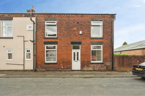 Rosedale Avenue, Atherton, Manchester...