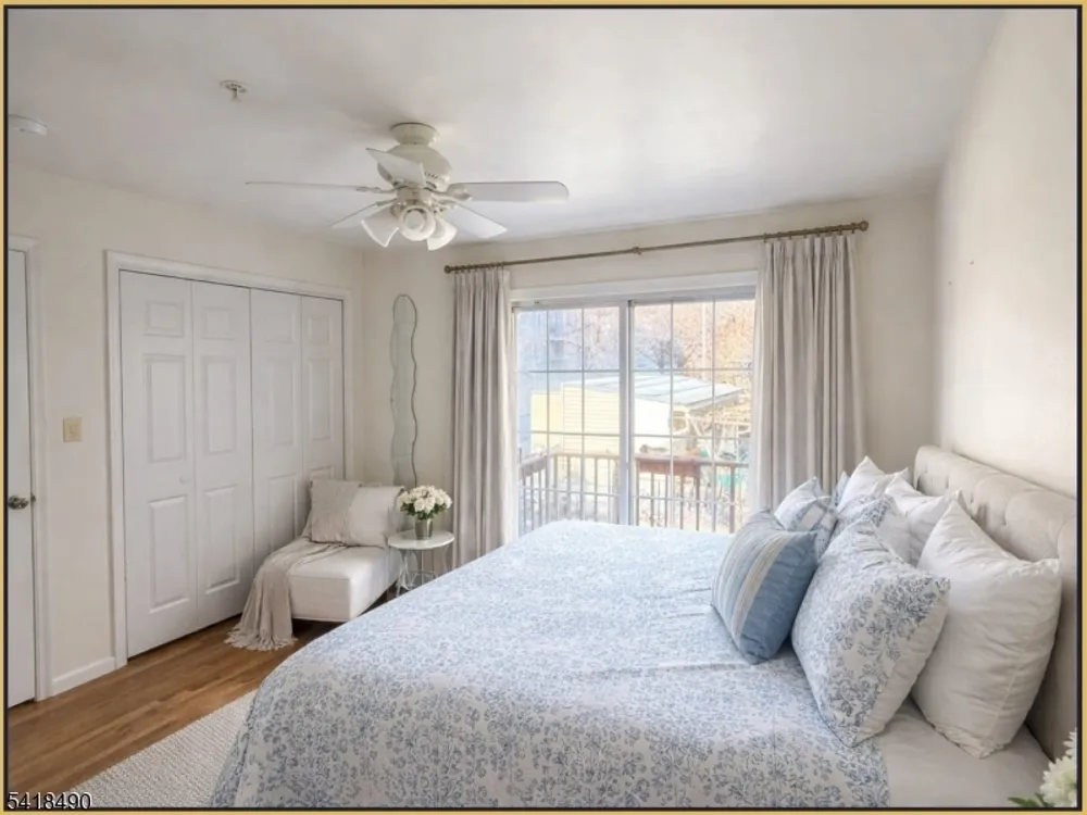 84 Union St, Newark, NJ 07105