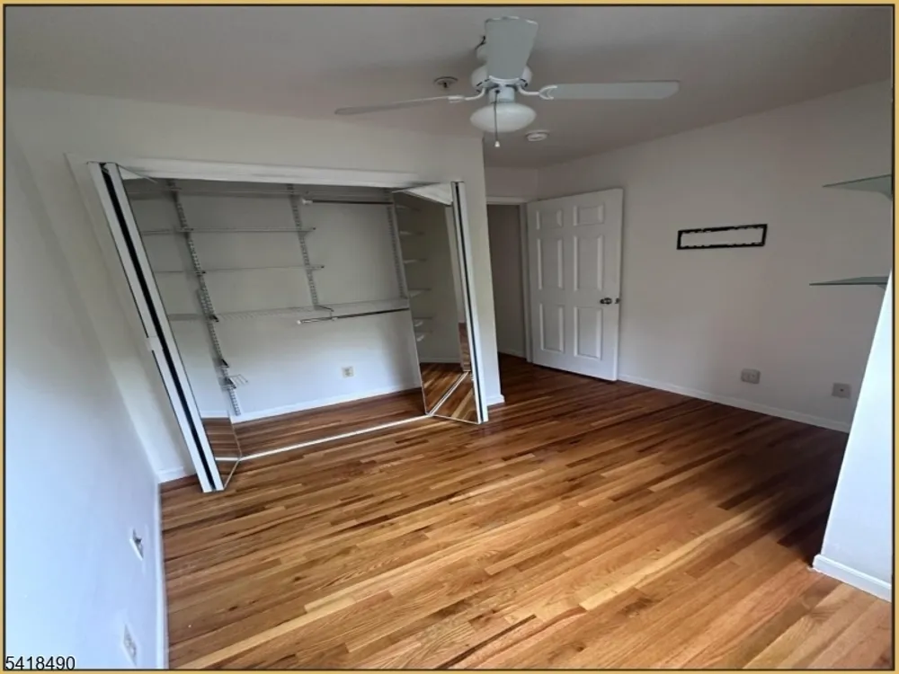 84 Union St, Newark, NJ 07105