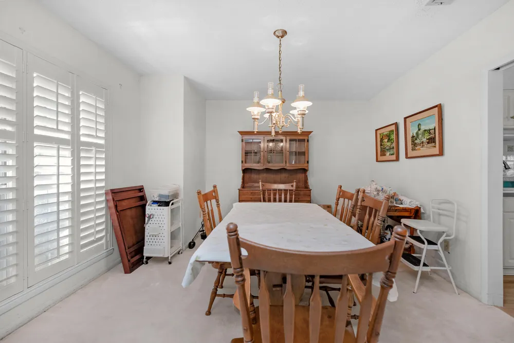 645 Country Club Ave NE, Fort Walton Beach, FL 32547
