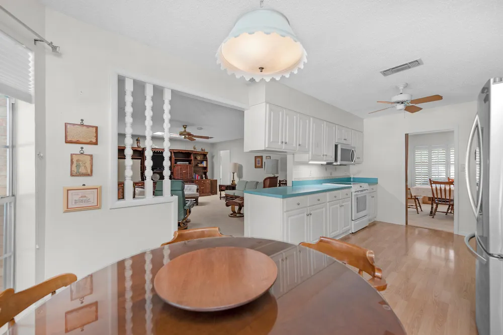 645 Country Club Ave NE, Fort Walton Beach, FL 32547