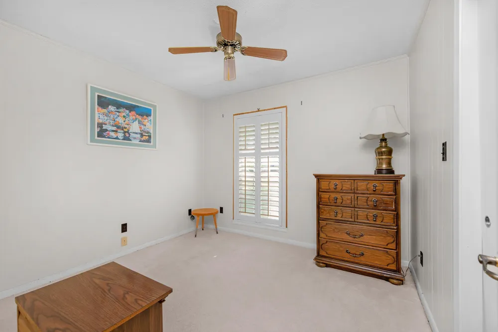 645 Country Club Ave NE, Fort Walton Beach, FL 32547