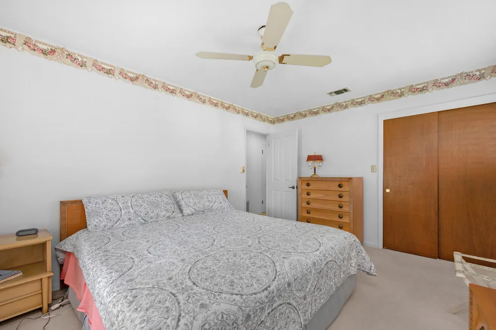 645 Country Club Ave NE, Fort Walton Beach, FL 32547