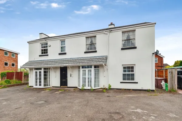 Warrington Road, Rainhill, Prescot, M...