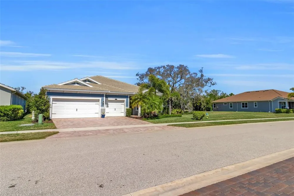 5649 Long Shore Loop, Sarasota, FL 34238