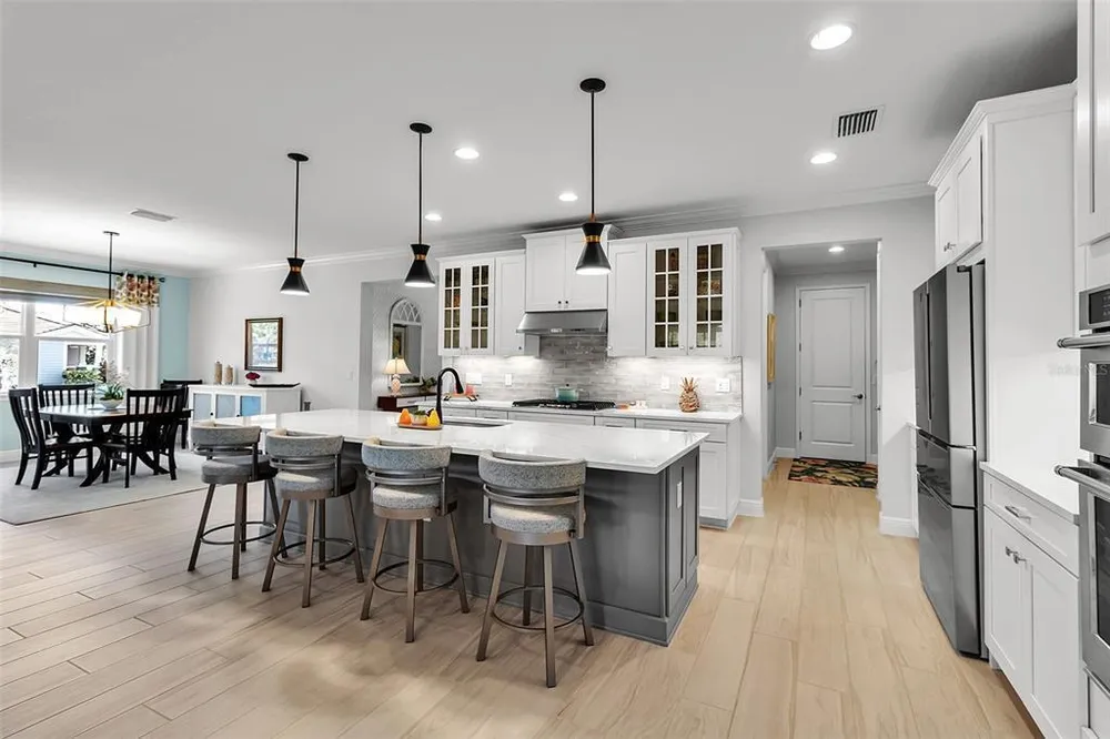 5649 Long Shore Loop, Sarasota, FL 34238