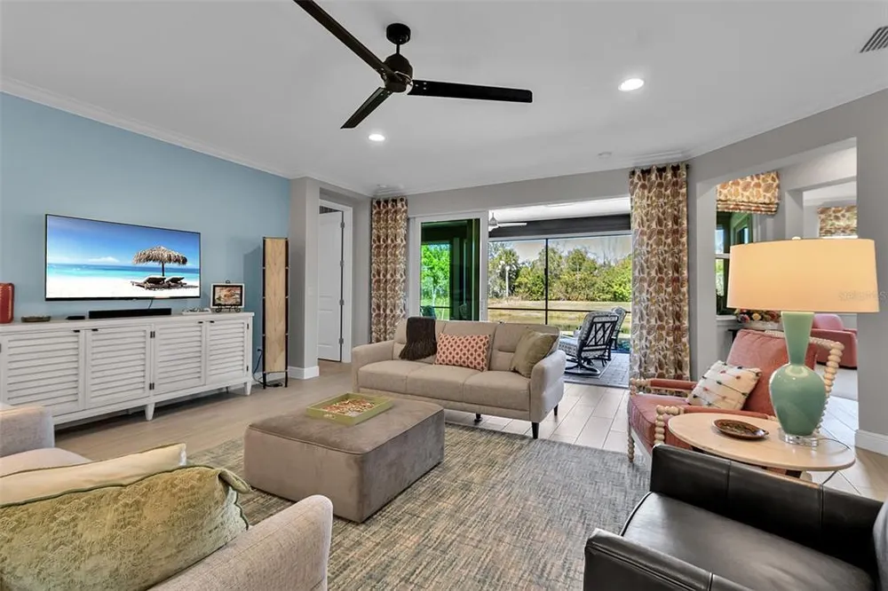5649 Long Shore Loop, Sarasota, FL 34238