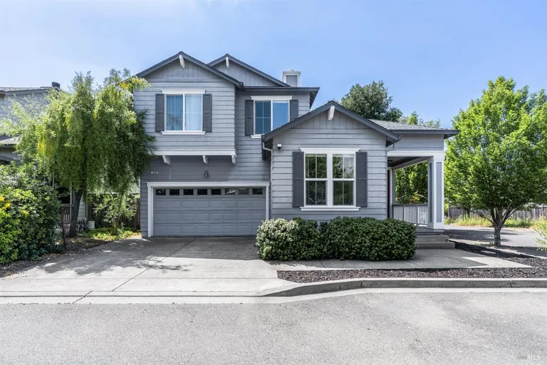 1920 Bodie St, Santa Rosa, CA 95403