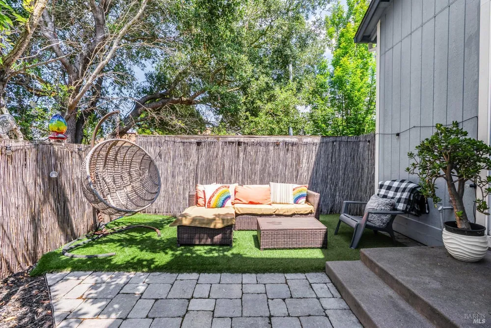 1920 Bodie St, Santa Rosa, CA 95403