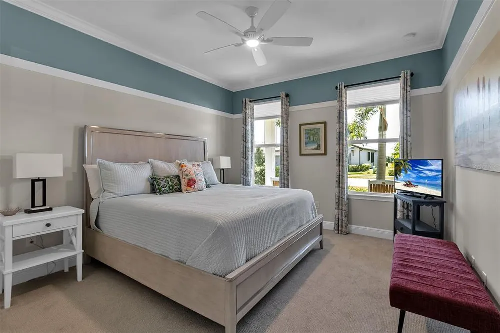 5649 Long Shore Loop, Sarasota, FL 34238