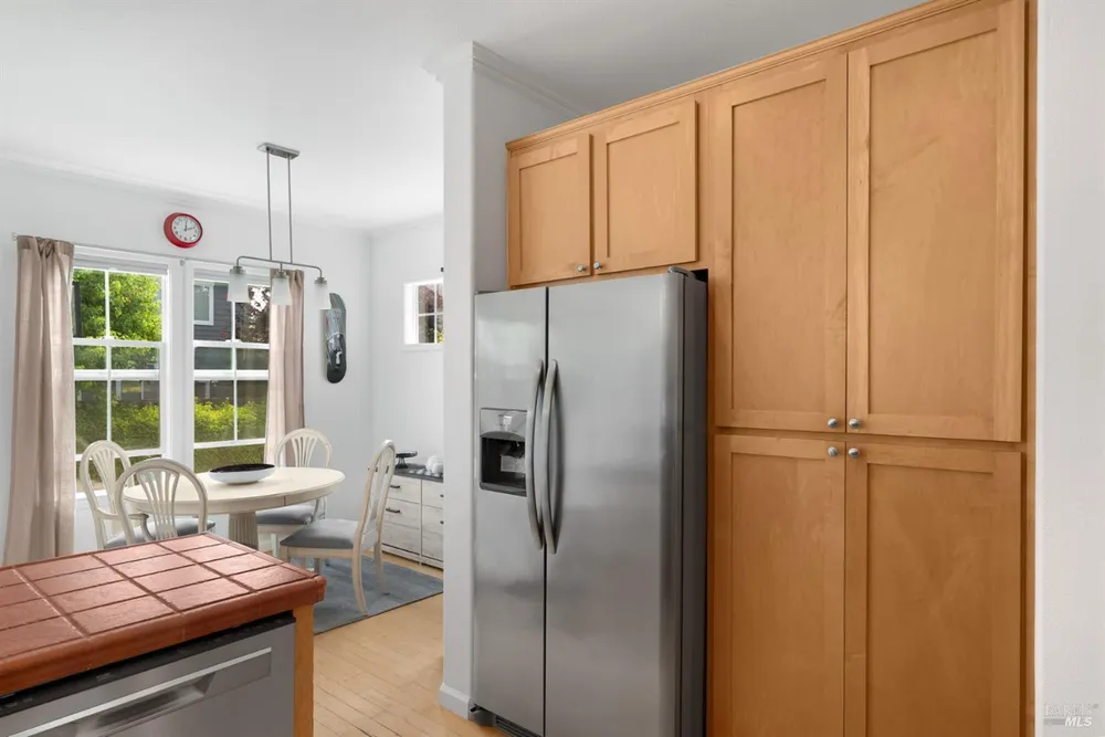 1920 Bodie St, Santa Rosa, CA 95403
