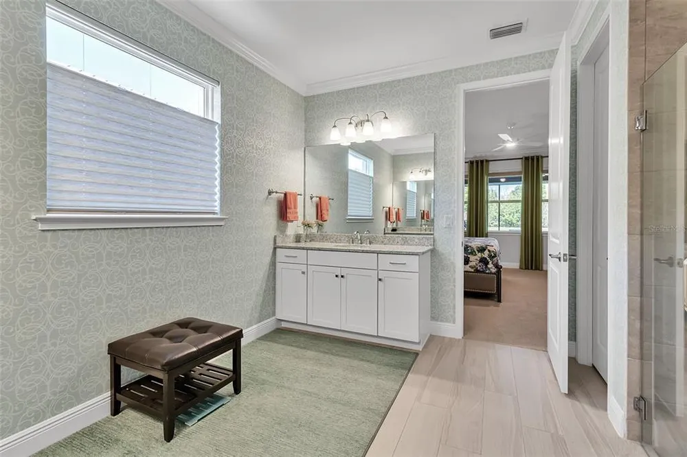 5649 Long Shore Loop, Sarasota, FL 34238