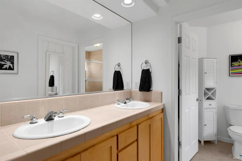 1920 Bodie St, Santa Rosa, CA 95403