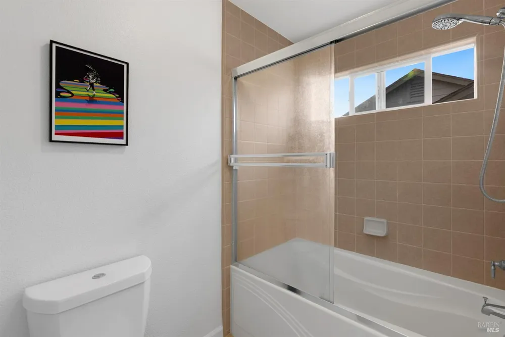1920 Bodie St, Santa Rosa, CA 95403
